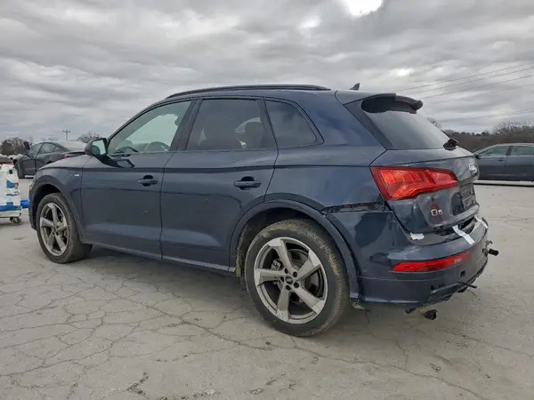 WA1FNAFY7L2097862 2020 AUDI Q5 - Image 2
