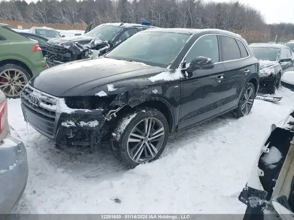 WA1FNAFY8J2049851 2018 AUDI Q5 - Image 2