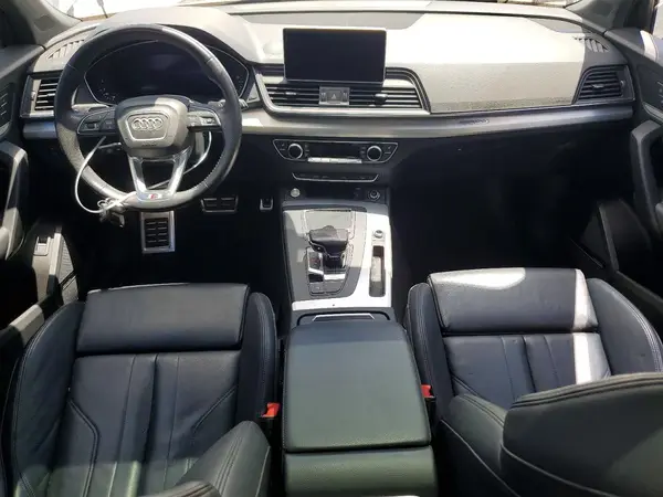 WA1FNAFY9J2142006 2018 AUDI Q5 - Image 8