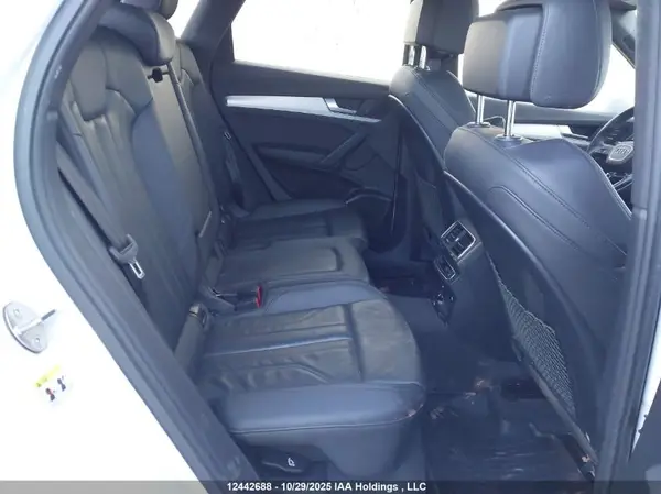 WA1FNAFY9K2088871 2019 AUDI Q5 - Image 8