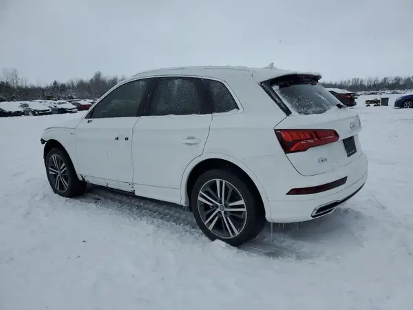 WA1FNAFYXK2048945 2019 AUDI Q5 - Image 2