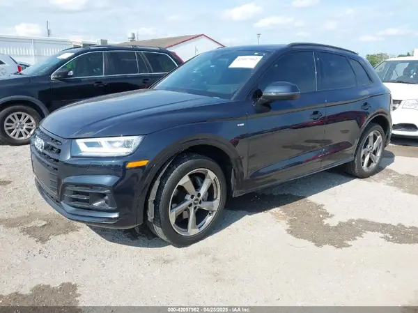 WA1FNAFYXL2093983 2020 AUDI Q5 - Image 2
