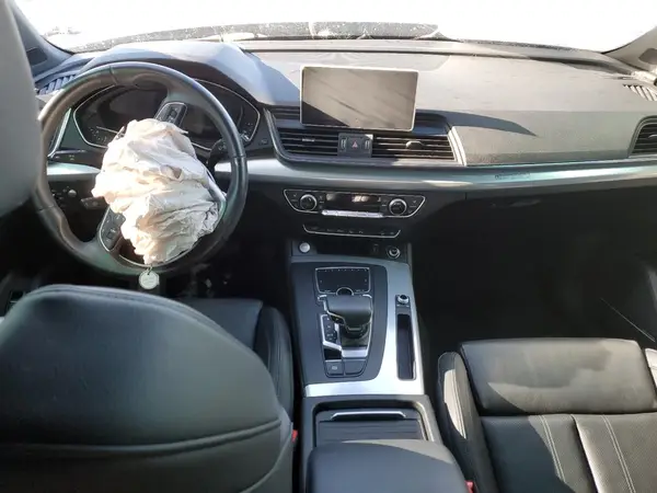 WA1FNAFYXL2095698 2020 AUDI Q5 - Image 8