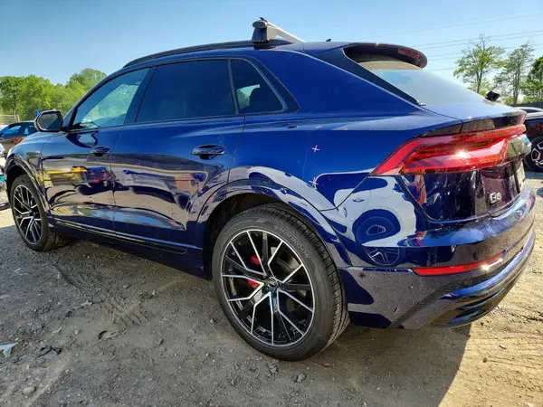 WA1FVAF10KD014164 2019 AUDI Q8 - Image 2