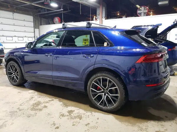 WA1FVAF10KD027352 2019 AUDI Q8 - Image 2