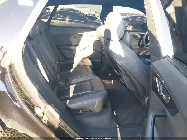 WA1FVAF10KD040358 2019 AUDI Q8 - Image 8