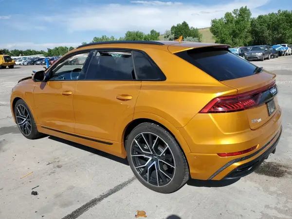 WA1FVAF10KD046256 2019 AUDI Q8 - Image 2
