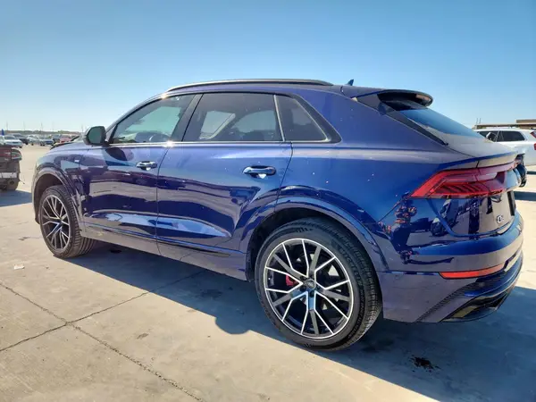 WA1FVAF10LD002307 2020 AUDI Q8 - Image 2
