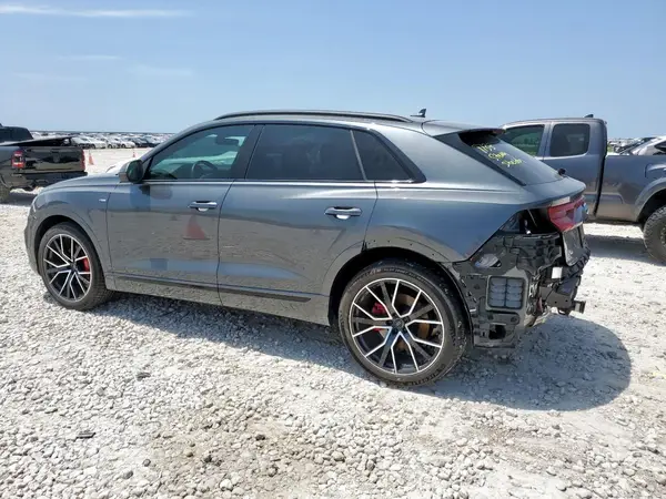 WA1FVAF10LD014201 2020 AUDI Q8 - Image 2