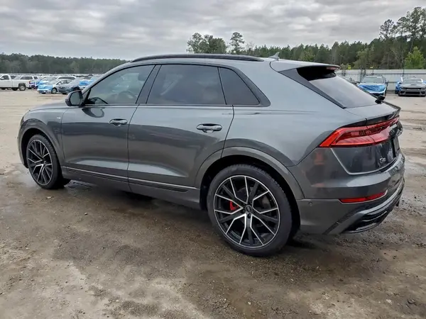 WA1FVAF10LD014411 2020 AUDI Q8 - Image 2