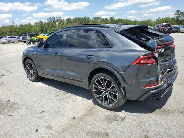 WA1FVAF10LD015381 2020 AUDI Q8 - Image 2