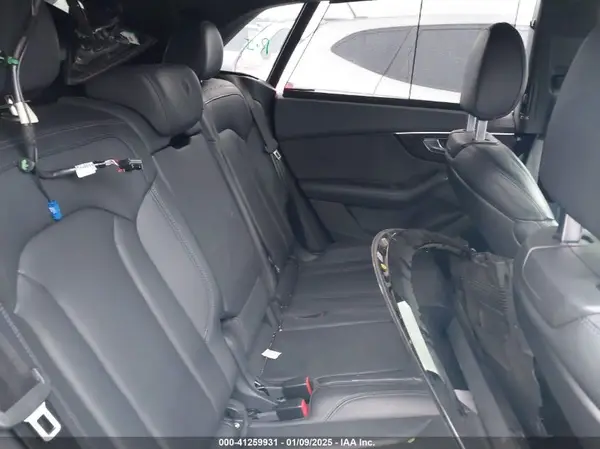 WA1FVAF11KD021639 2019 AUDI Q8 - Image 8