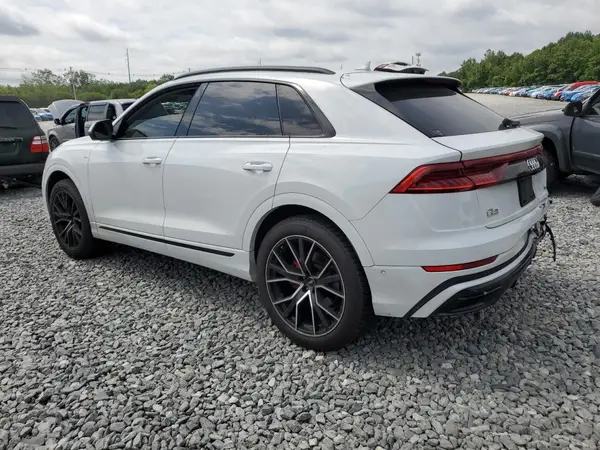 WA1FVAF11KD045570 2019 AUDI Q8 - Image 2