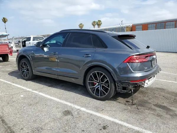 WA1FVAF12KD024937 2019 AUDI Q8 - Image 2