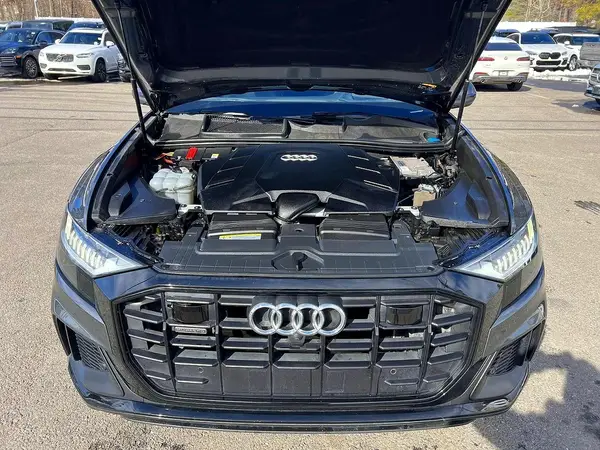 WA1FVAF12KD025943 2019 AUDI Q8 - Image 8