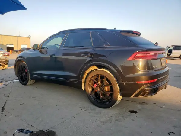 WA1FVAF12LD004592 2020 AUDI Q8 - Image 2