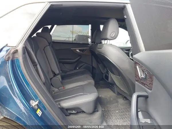 WA1FVAF13KD012702 2019 AUDI Q8 - Image 8