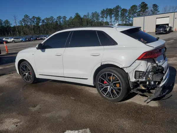 WA1FVAF13KD047532 2019 AUDI Q8 - Image 2
