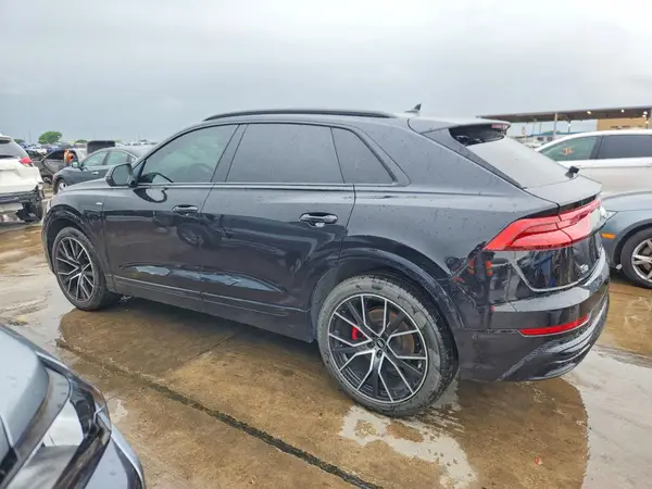 WA1FVAF13LD017724 2020 AUDI Q8 - Image 2