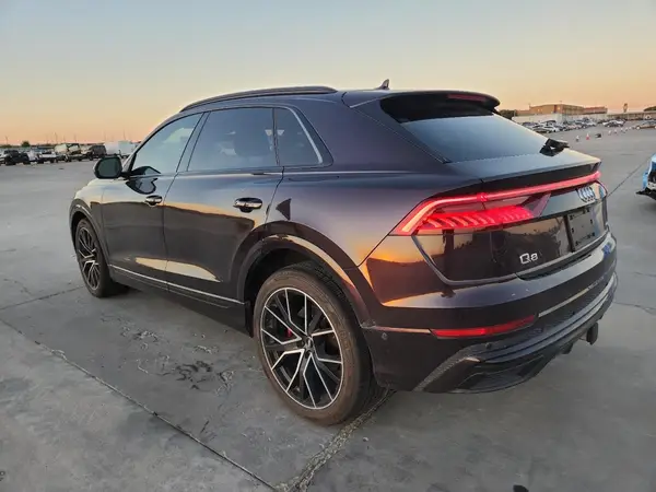 WA1FVAF13LD020347 2020 AUDI Q8 - Image 2