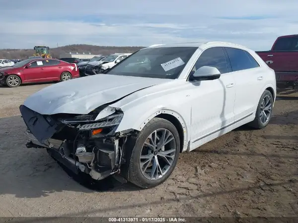 WA1FVAF13MD016669 2021 AUDI Q8 - Image 2