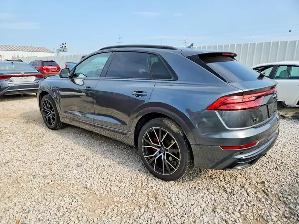 WA1FVAF14KD024230 2019 AUDI Q8 - Image 2
