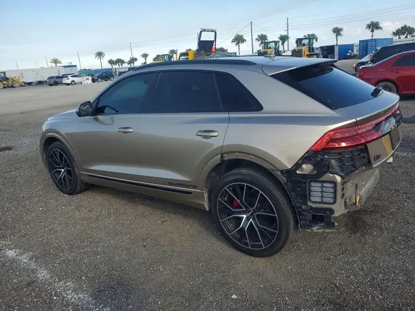 WA1FVAF14KD027774 2019 AUDI Q8 - Image 2