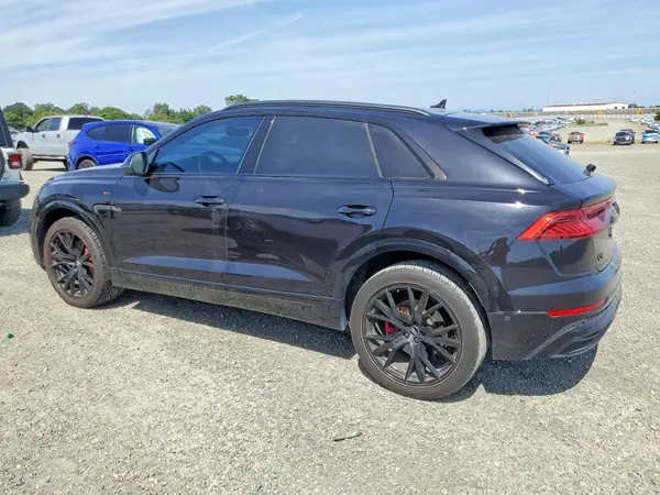 WA1FVAF14KD034112 2019 AUDI Q8 - Image 2
