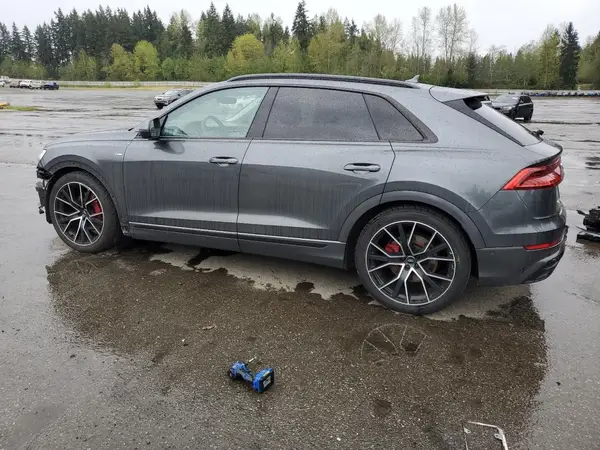WA1FVAF14KD042257 2019 AUDI Q8 - Image 2