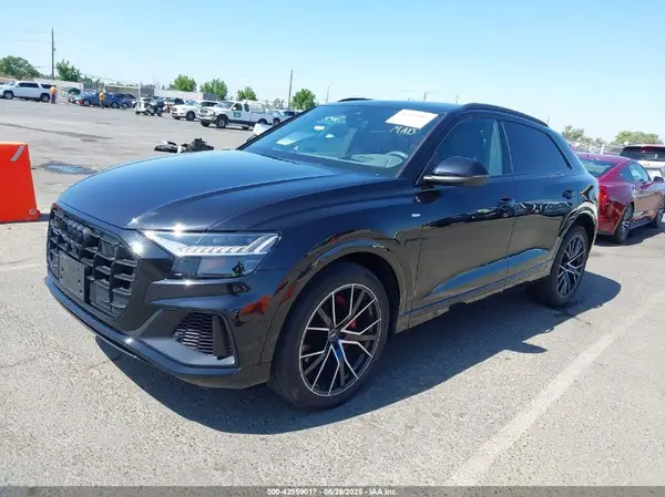 WA1FVAF14MD011805 2021 AUDI Q8 - Image 2