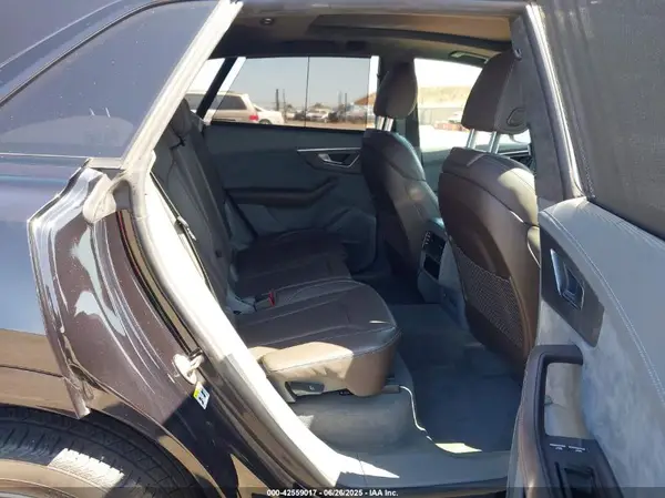 WA1FVAF14MD011805 2021 AUDI Q8 - Image 8