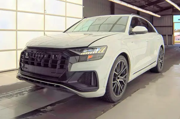 WA1FVAF14MD026496 2021 AUDI Q8 - Image 2
