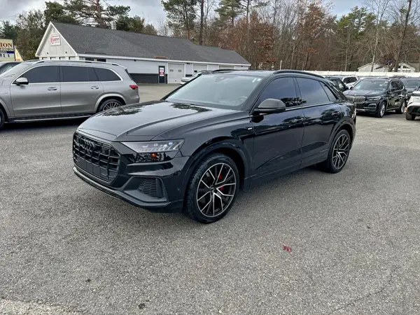WA1FVAF15KD014144 2019 AUDI Q8 - Image 2