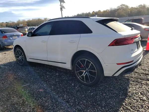 WA1FVAF15KD031090 2019 AUDI Q8 - Image 2