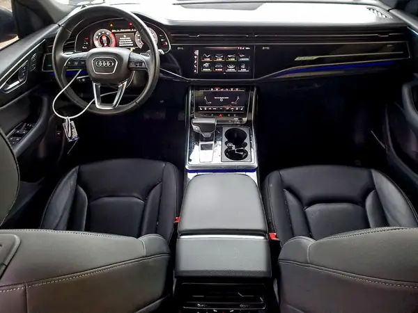 WA1FVAF15KD041067 2019 AUDI Q8 - Image 8