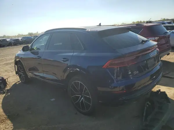 WA1FVAF16KD018428 2019 AUDI Q8 - Image 2