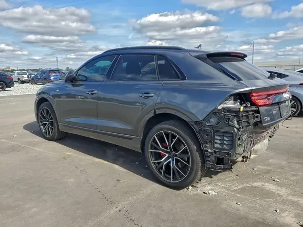 WA1FVAF16KD036525 2019 AUDI Q8 - Image 2