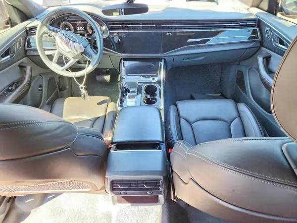 WA1FVAF16KD041529 2019 AUDI Q8 - Image 8