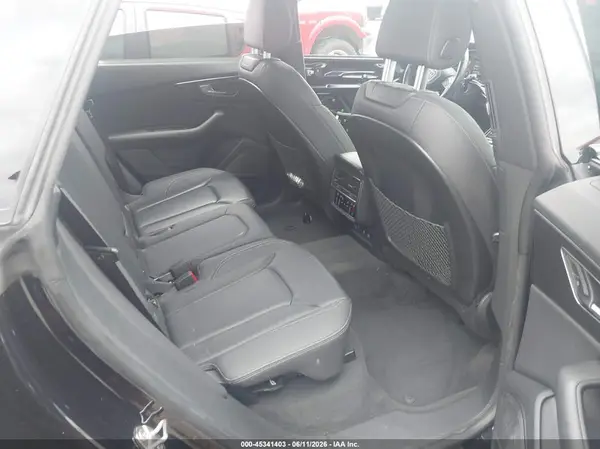 WA1FVAF16KD045581 2019 AUDI Q8 - Image 8