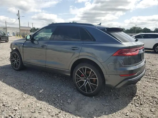 WA1FVAF16MD039587 2021 AUDI Q8 - Image 2