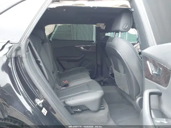 WA1FVAF17KD014629 2019 AUDI Q8 - Image 8