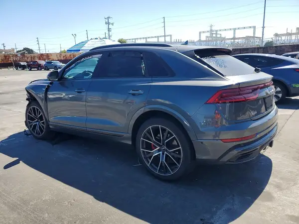 WA1FVAF17KD025677 2019 AUDI Q8 - Image 2