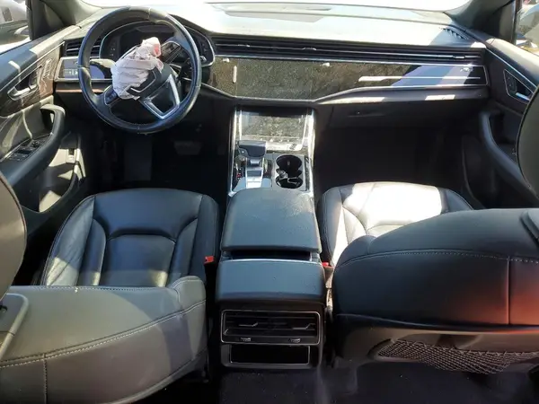 WA1FVAF17KD025677 2019 AUDI Q8 - Image 8