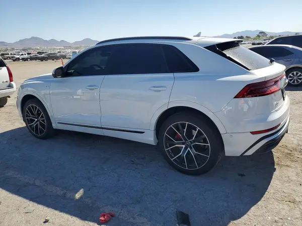 WA1FVAF17KD027204 2019 AUDI Q8 - Image 2