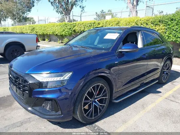 WA1FVAF17KD044441 2019 AUDI Q8 - Image 2