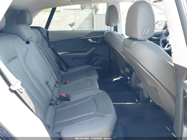 WA1FVAF17KD044441 2019 AUDI Q8 - Image 8