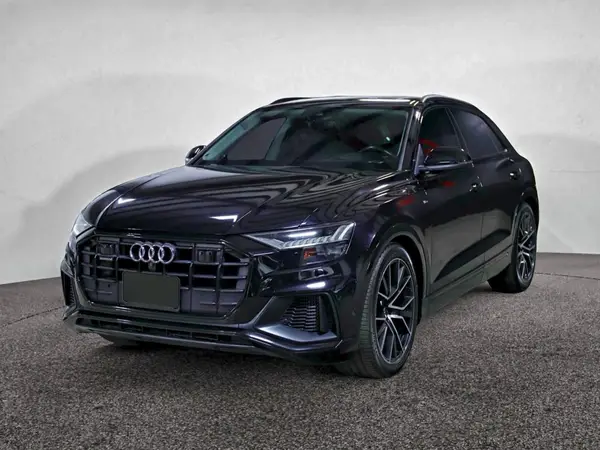 WA1FVAF17LD017810 2020 AUDI Q8 - Image 2