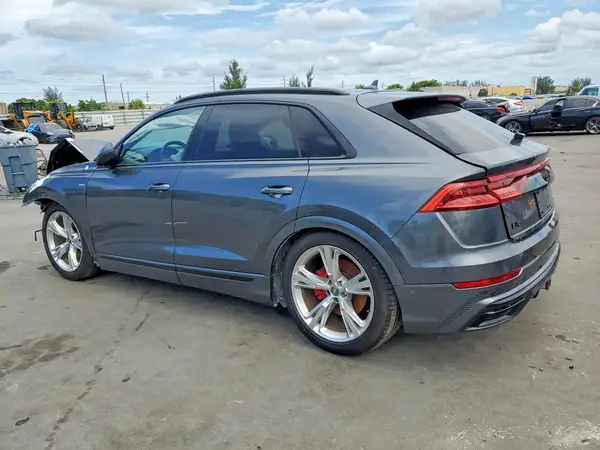 WA1FVAF17MD011720 2021 AUDI Q8 - Image 2