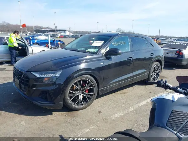 WA1FVAF18MD012276 2021 AUDI Q8 - Image 2