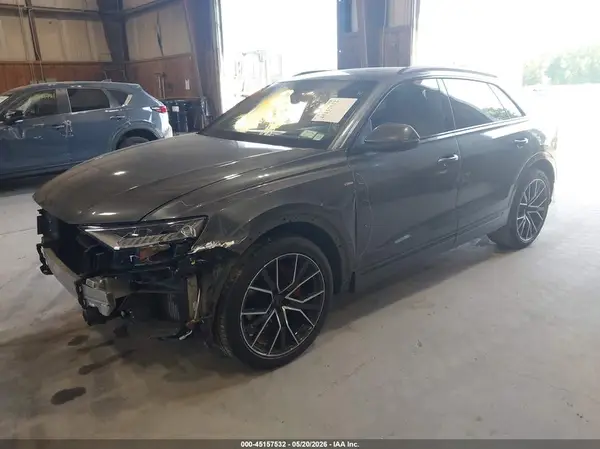 WA1FVAF19KD014499 2019 AUDI Q8 - Image 2